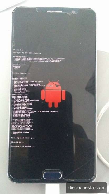 Terminal Android arrancando en modo root con CF-Auto-Root — etapa de custom ROMs y modding