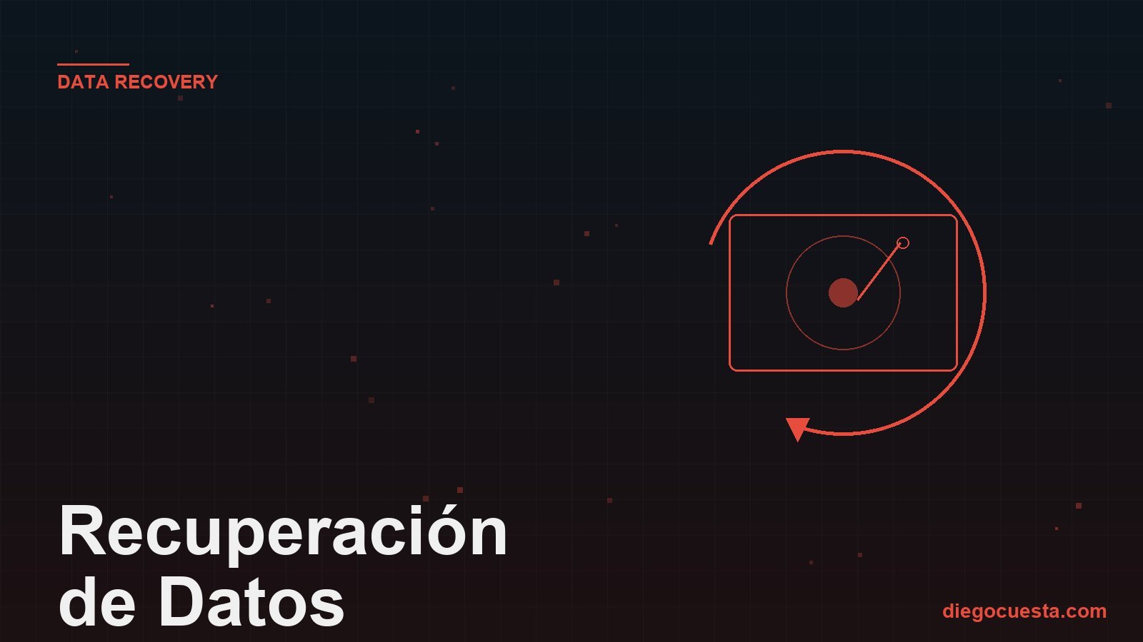 Recuperación de datos: HDD con plato y brazo lector rodeado de una flecha de recuperación